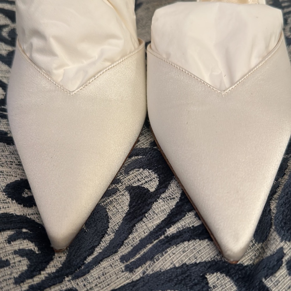 Jimmy Choo White/Ivory Saeda 100 Bridal Mule Crystal - Picture 3 of 8